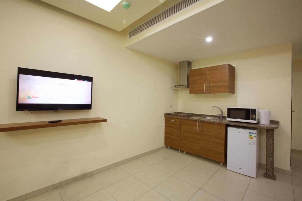 Lujain Hotel فندق النور واللجين Amman Esterno foto