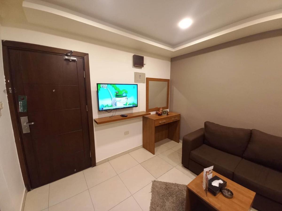 Lujain Hotel فندق النور واللجين Amman Esterno foto
