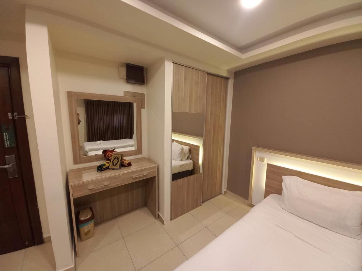 Lujain Hotel فندق النور واللجين Amman Esterno foto