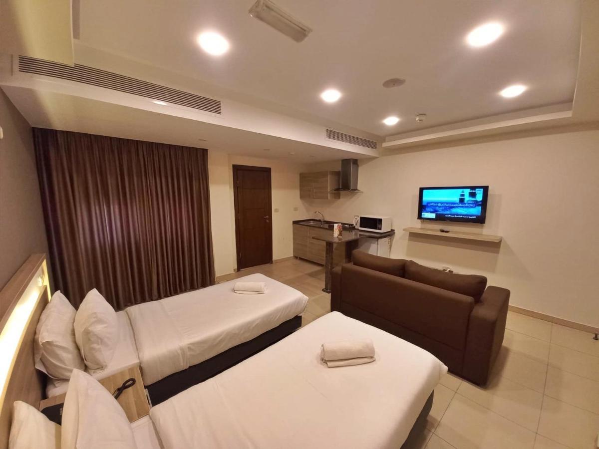 Lujain Hotel فندق النور واللجين Amman Esterno foto