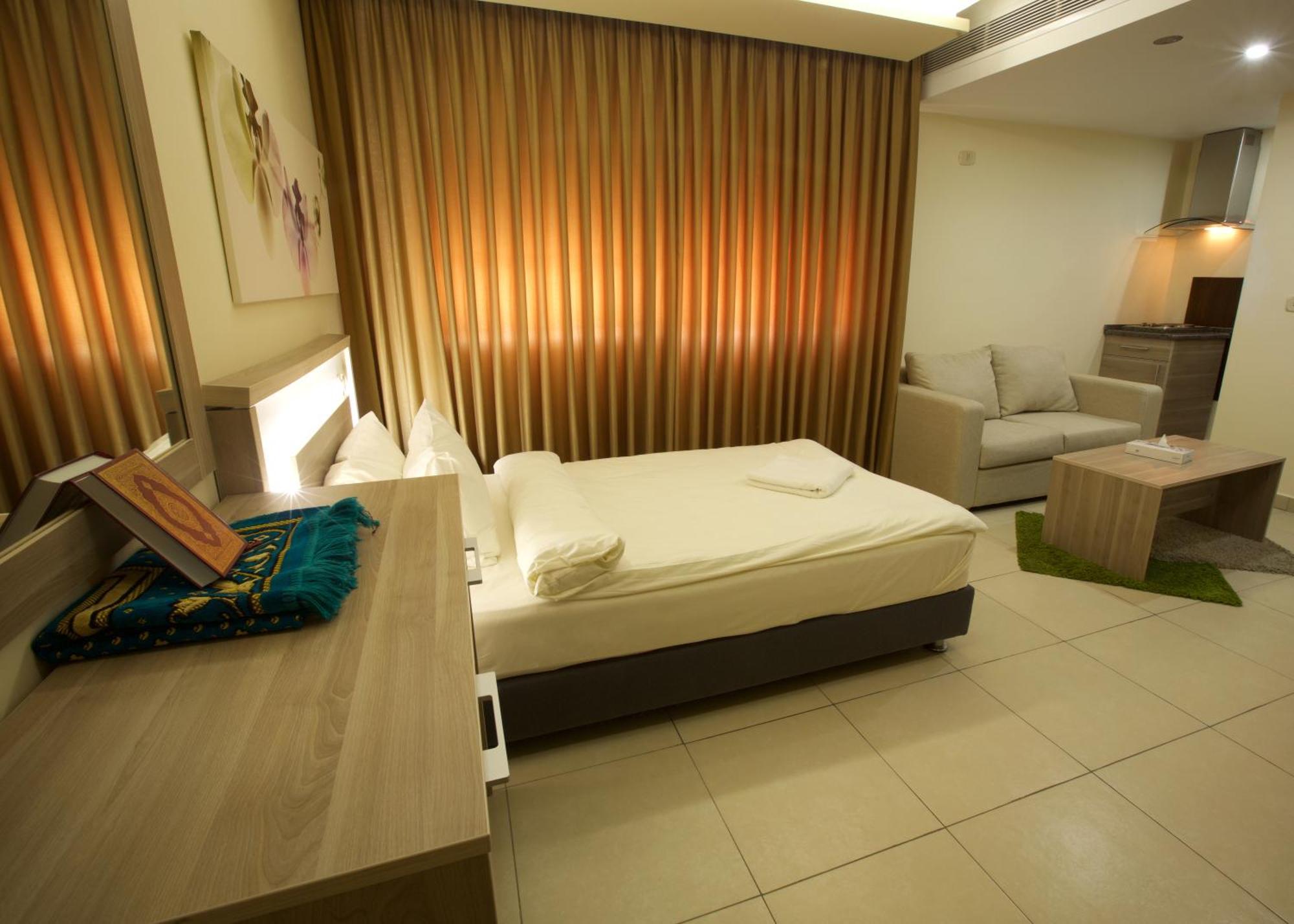 Lujain Hotel فندق النور واللجين Amman Esterno foto